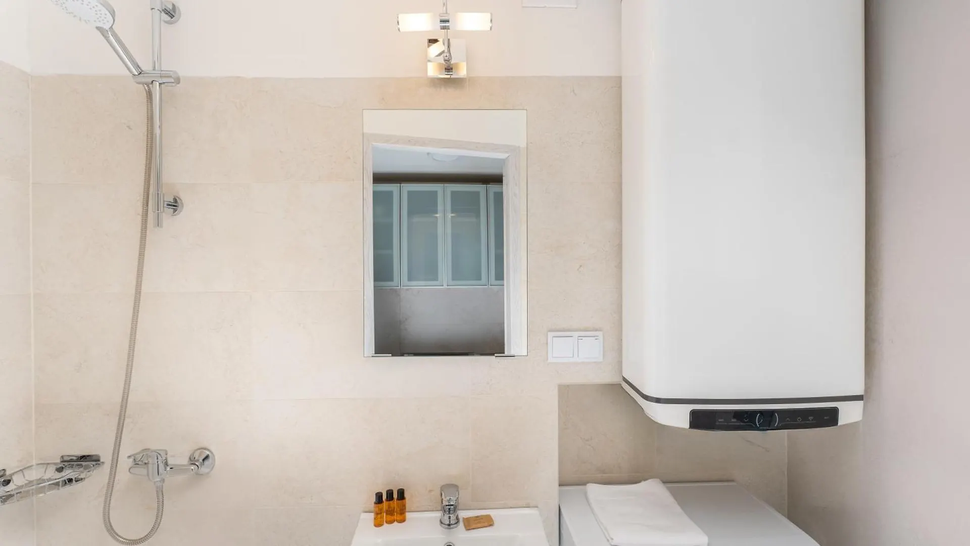 Cracow Royal Charm Studio Krakow Apartment
